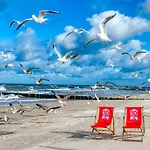 219 Z Basenem, Sauna, Jacuzzi, Przy Samej Plazy - 5d Apartments- 5d Niechorze