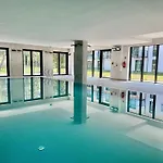 219 Z Basenem, Sauna, Jacuzzi, Przy Samej Plazy - 5d Apartments- 5d *