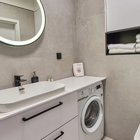 Daire 219 Z Basenem, Sauna, Jacuzzi, Przy Samej Plazy - 5d Apartments- 5d *