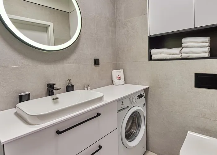 Apartman 219 Z Basenem, Sauna, Jacuzzi, Przy Samej Plazy - 5d Apartments- 5d *